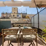 Koromila Apartment